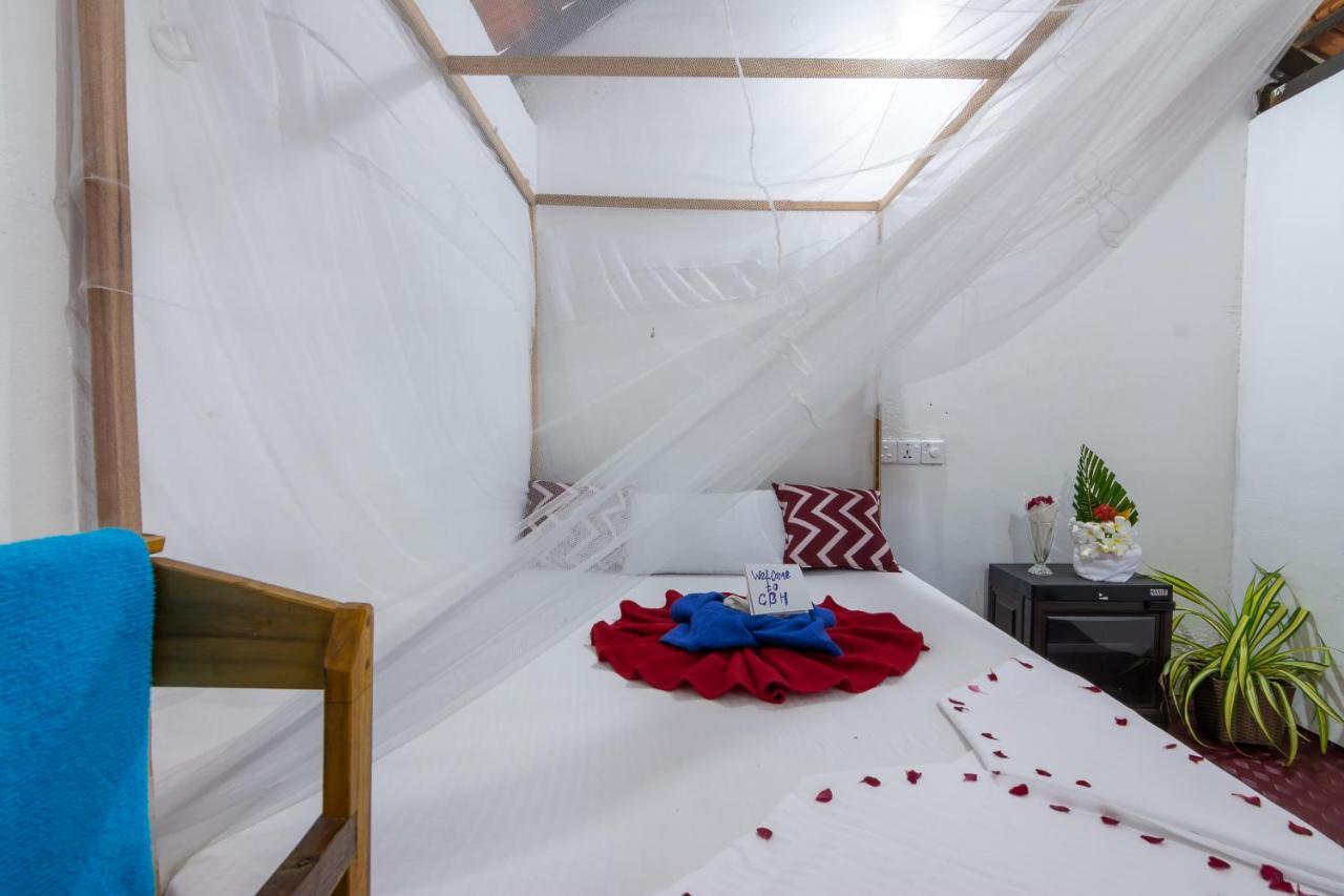 Comfort Beach Hotel Аругам Бей Екстериор снимка