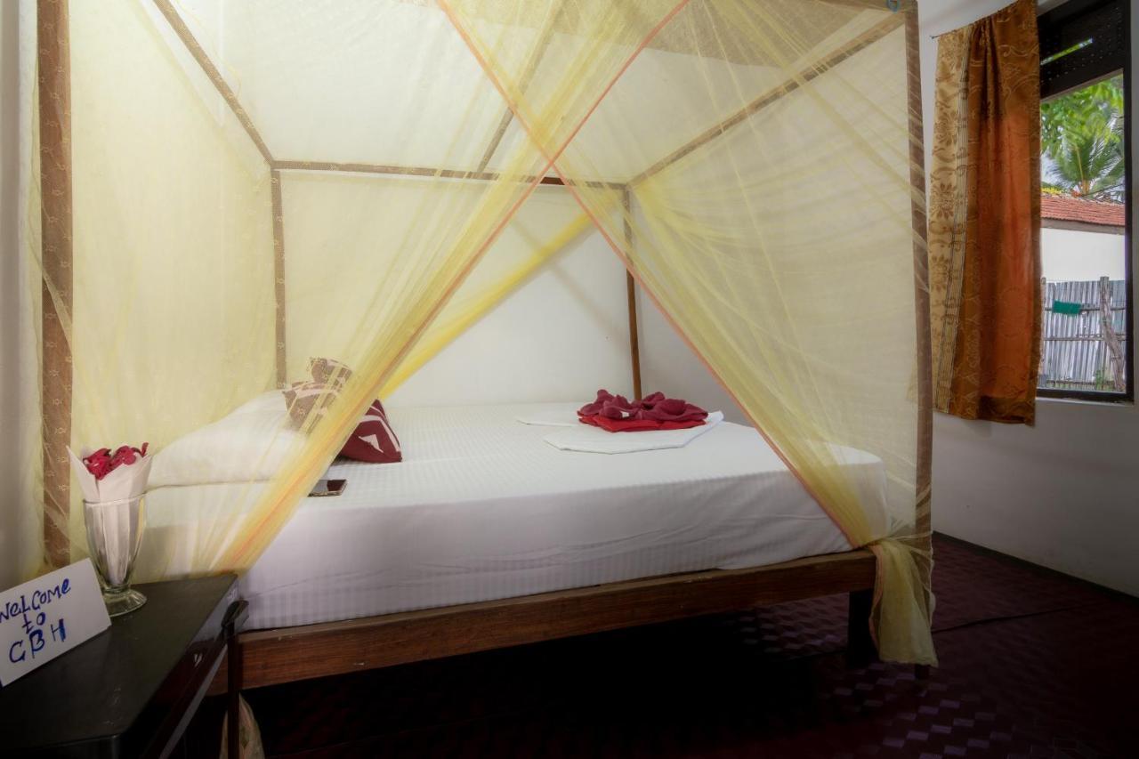 Comfort Beach Hotel Аругам Бей Екстериор снимка